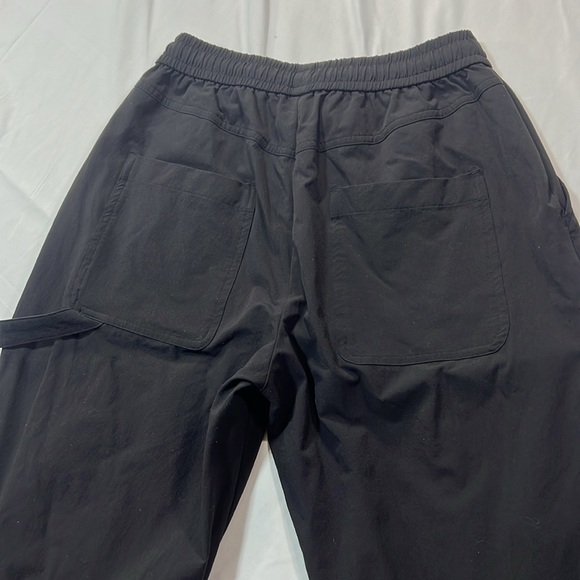 Alo black cargo pants (see measurements) - Picture 9 of 14